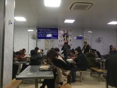 大堂-汪家馄饨(集庆路店)