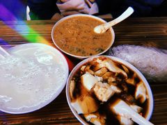 -云南大锅豆浆店