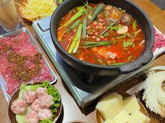-黔有有贵州酸汤夺夺粉火锅(五味十字店)