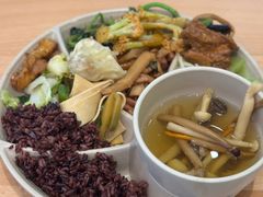 -素满香·全民食养自助(长宁龙之梦店)