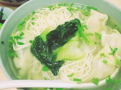 特色馄饨面-顶巧鸡汤馄饨(虹口总店)