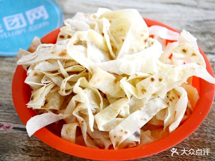 洛阳甜牛肉汤馆饼丝图片 - 第1张