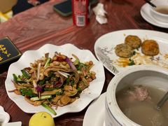 -鹏城人家海鲜酒家·23年老字号(较场尾店)