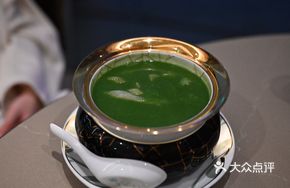 Rich Chicken Broth with Taro and Vegetable Juice Stewed Abalone