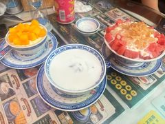 -广信牛奶甜品世家(台东店)