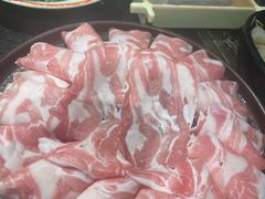 -宽板凳老灶火锅(台湾街店)