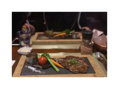 -YUE·6·西式融合餐厅(外滩六号店)