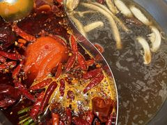 -憨孃孃·重庆老火锅(红山黑金店)