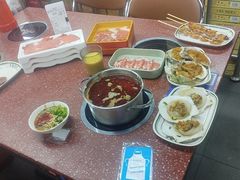 -四囍码头海鲜烧烤自助火锅(外滩南京东路悦荟广场店)