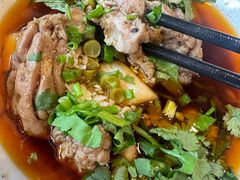 -李双猪·小龙虾·烧烤·羊肉煲(乐山店)