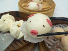 Q版猪仔包-稻香海鲜饭店(第一国际店)