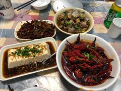 -吴记口味馆
