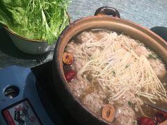 -沅江水·湖南家宴(南村万博长隆商圈店)