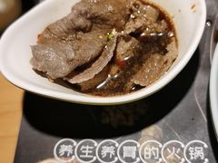 -洪氏嗨捞·广东猪肚鸡·椰子鸡火锅(西咸万象城店)