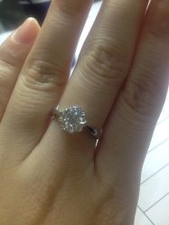 -威德钻石-克拉钻大本营(南京东路店)