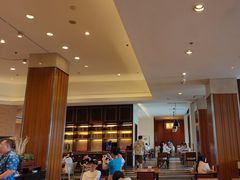 -亚龙湾希尔顿自助餐厅·海鲜·烧烤·沙滩BBQ·现场乐队
