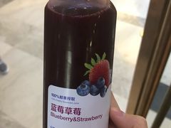 NFC鲜榨蓝莓草莓混合果汁-瑞幸咖啡(人民路店)
