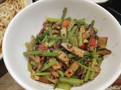 -建辉湖南土菜馆(南大街店)