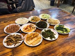 -罗平振兴老店砂锅饭(文笔路店)