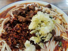 -珀玉莲花白米线店