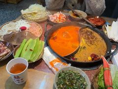 -赵美丽·重庆社区火锅·直营店(火车东站·中豪国际店)