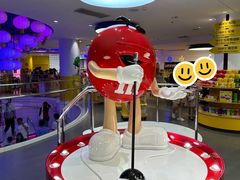-m豆巧克力世界(上海世茂广场店)