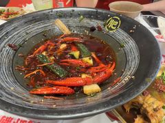 -肥肥虾庄·金牌油焖大虾(汉口城市广场店)