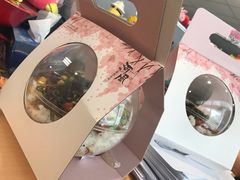 这个壳子也就6-7块……牛-河风精致寿司(尼盛店)