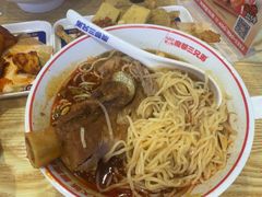 -魔都三兄弟酸辣粉·蘸卤炸串(虹桥万科店)