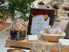 -潮一不贰·法式甜品·生日蛋糕·西式简餐(外滩店)