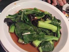 -新白鹿餐厅(百联中环店)