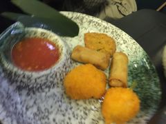 Golden虾饼-浩海火燒雲傣家菜(芮欧百货店)
