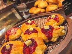 -BUTTERFUL&CREAMOROUS 黄油与面包(西单大悦城店)