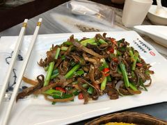 -蔼若春.传承三十年云南菜(金碧公园店)