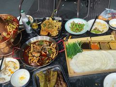 -老班长·小龙虾·鲜货烧烤大排档(金街美地店)