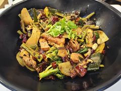 -醉人椒麻辣香锅(王府井喜悦店)