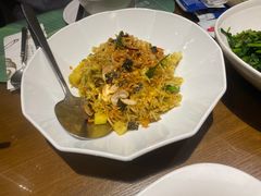 菠萝海鲜炒饭-帕蓝·暹罗料理(大学路店)