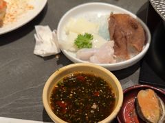 -牛YO寿喜烧·铁板烧和牛火锅自助(市府恒隆店)