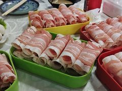 -羊家胡同·龙虾烧烤火锅(龙汇路店)