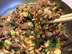 -肉店炸炸炸·铁板孜然牛肉
