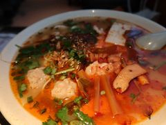 -大头虾越式风味餐厅(光明广场店)