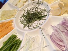 -龙悦湾酒家·八阵鱼生·渔人码头店