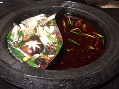 -唇辣号重庆老火锅(燕郊鑫乐汇店)