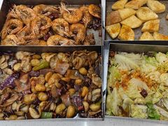 -老东镇啤酒屋海鲜加工·蒸汽海鲜·海鲜烧烤(台东店)