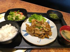 -炼火烤肉店