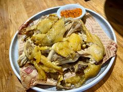 -头上红煨盐鸡·非遗院子餐厅