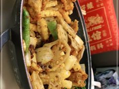 -渝蛙馆(新百店)