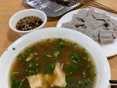 -清真·白家牛肉罩火烧老店(育才街店)