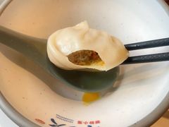 -馋三尺蟹粉小笼(人民广场店)