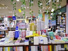 -新华书店(解放路店)